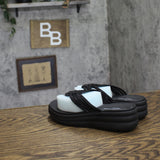 Clarks Breeze Gem Thong Sandals 26188265-GEMBLACK Black 5M