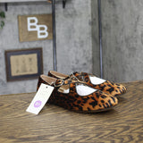 A New Day Print Velvet Flats with Adjustable Strap Leopard Brown Multi 6.5M