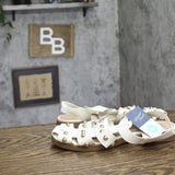 Universal Thread Studded Closed Toe Fisherman Sandals Off White / Gold 8.5M