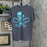 Salt Life Men's Skull and Hooks Pocket Tee SLM10256