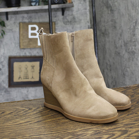 Universal Thread Womens Cypress Winter Boots 88375523 Taupe Brown 8.5M