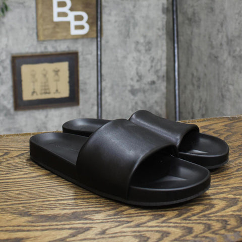 Universal Thread Women's Maya Footbed Sandals 89469304 Black 10M