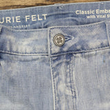 Laurie Felt Womens Classic Embroidered Slim Leg Jeans Light Blue 10