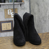 Journee Collection Block Heel Knee High Boots with Side Zip Black Suede 7M