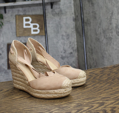 On 34th Womens Melindaa Espadrille Wedge Pumps Nude Microsuede Brown 7M