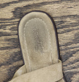 Universal Thread Ridge Sandals Buckle Strap 94822847 Taupe Brown 7M