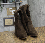 Universal Thread Womens Faux Suede Junie Tall Boots 90975015 Brown 9.5M