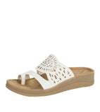 Baretraps Womens Flora Slide Slip On Sandals BT31203 White 6M