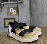 Wild Fable Womens Elliot Stretch Strappy Platform Sandals 93321834 Black 11M