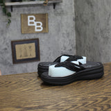 Clarks Breeze Gem Thong Sandals 26188265-GEMBLACK Black 5M