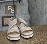 Easy Spirit Womens Knit Wander Flat Sandals SEWANDER2 Taupe Knit Brown 10M