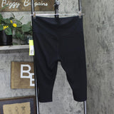 All In Motion Everyday Soft Ultra High-Rise Capri Leggings 92937568 Black XL