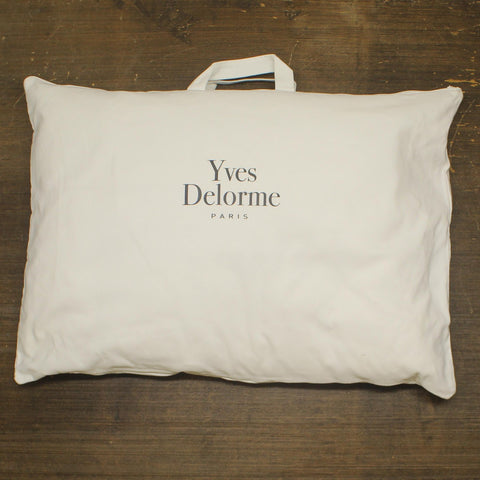 Yves Delorme Down and Feather Soft Pillow 375775 Blanc White / Lago Queen