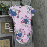 Motherhood Maternity V-Neck Side-Ruched Maternity Tee, Short Sleeve Pink Multi S