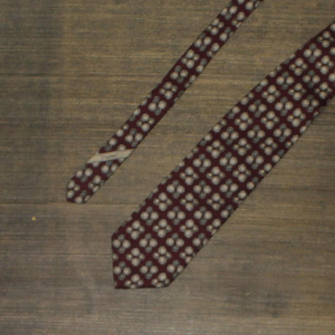 Artisphere Charles Vinson Mens 100% Silk 3 1/2" USA Made Necktie Maroon Red