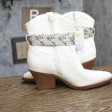 Universal Thread Frannie Western Ankle Boots with Scarf Tie 95053280 White 7M