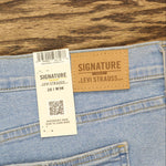 Signature By Levi Strauss & Co. Gold Heritage High Rise 3" Jean Shorts Blue 26