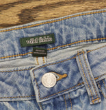 Wild Fable Womens Mid-Rise Straight Curvy Jeans 94408026 Light Wash Blue 6