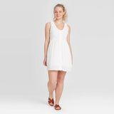 Xhilaration Women's Sleeveless Button-Front Lace Detail Dress TARD418BJ White M
