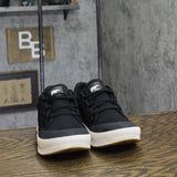 Sorel Womens Out N About III Waterproof Low Top Sneakers Black / Sea Salt 8M