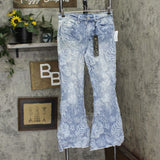 DG2 by Diane Gilman Womens Printed Flare Jeans 696886 Chambray Blue 6