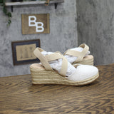 Journee Collection Ashlee Wedge Espadrille Sandals White / Raffia Brown 6.5W