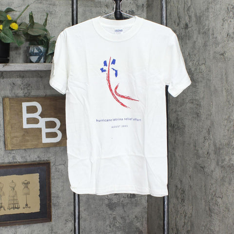 Gildan Mens Ultra Cotton Vintage Hurricane Katrina Graphic Tee White S