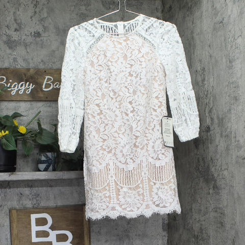 Vince Camuto Petite Jewel-Neck Lace Shift Dress Ivory Off White / Beige Brown 2P