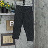 Yummie Reversible Compact Cotton Capri Legging 641861 Black Ocelot M