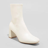 A New Day Women's Pippa Stretch Boots 87930379 Off White 7.5M