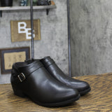 Lifestride Womens Alexander Faux Leather Buckle Ankle Boots Booties Black 7M
