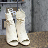 BCBGeneration Vintage Cowboy Leather Open Toe Boots Eggshell Off White 6.5M