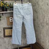 Universal Thread Womens High-Rise Flare Jeans 89510034 Light Wash Blue 17