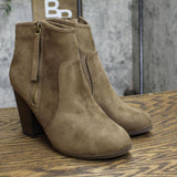 Journee Collection Womens Side Zip Link Booties LINK-TAU Taupe Brown 8M