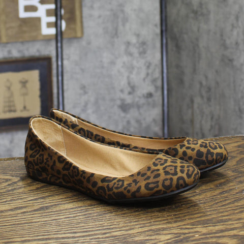 Sun + Stone Womens Pull On Fabric Eliana Flats 10008608600 Leopard Brown 6M