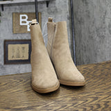 Universal Thread Womens Heeled Cypress Winter Boots 88375523 Taupe Brown 6M
