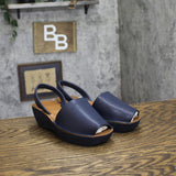 Kenneth Cole Reaction Womens Fine Glass Slingback Platform Sandal Navy Blue 5M