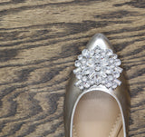 Journee Collection Width Slip On Pointed Toe Ballet Dress Flats Silver Gray 5.5W
