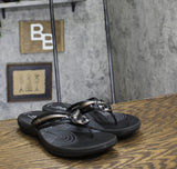 Clarks Womens Breeze Coral Thong Sandals Black / Brown 10M