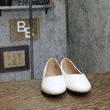 Journee Collection Womens Comfort Kavn Flats KAVN-WD White 7.5W