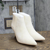 Journee Collection Womens Elitta Bootie with Pointed Toe Ivory Off White 9M