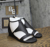 Journee Collection Womens Trayle Wedge Sandals TRAYLE Black 9.5M