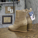 Universal Thread Womens Cypress Winter Boots 88375519 Taupe Brown 5.5M