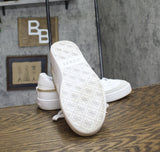 Guess Womens Charm Chain Naoko Sneaker GWNAOKO3 White 9M