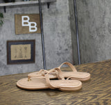 On 34th Womens Galinaa Thong Flat Sandals Brown Patent 5.5M