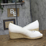 Bandolino Womens Nuri Slip On Peep Toe Wedge Heels BNNURI7 White 11M