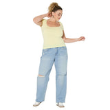 Wild Fable Womens Mid-Rise Straight Curvy Jeans 94408026 Light Wash Blue 6
