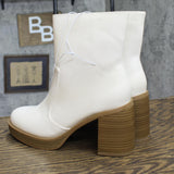 Universal Thread Jenna Platform Boots with Memory Foam Insole Off White 9M