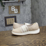 Clarks Comfort Flats with Cushioned Lightweight Sole Sand Textile Brown 5.5M
