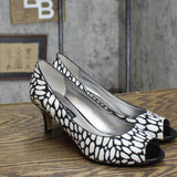 Bandolino Womens Vintage Stiletto Open Toe Heels 1673fe6604a58e Black / White 6M